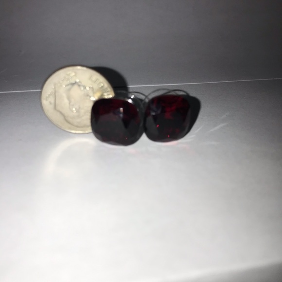 Four sets of beautiful earrings - Picture 6 of 12